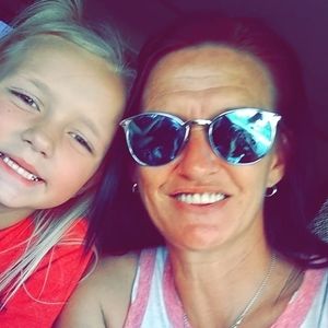 Meet your Posher, Traci